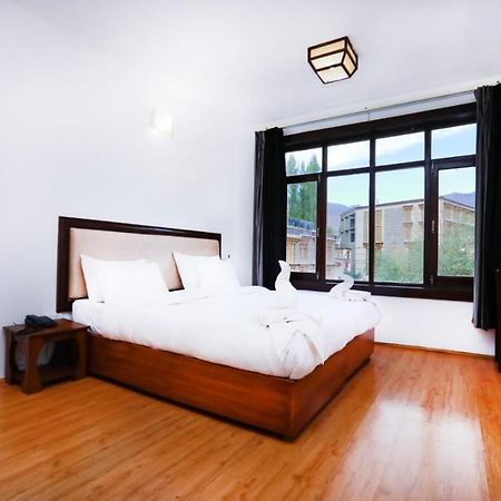 Hotel Sky Desert - Leh Ladakh Ut Екстериор снимка