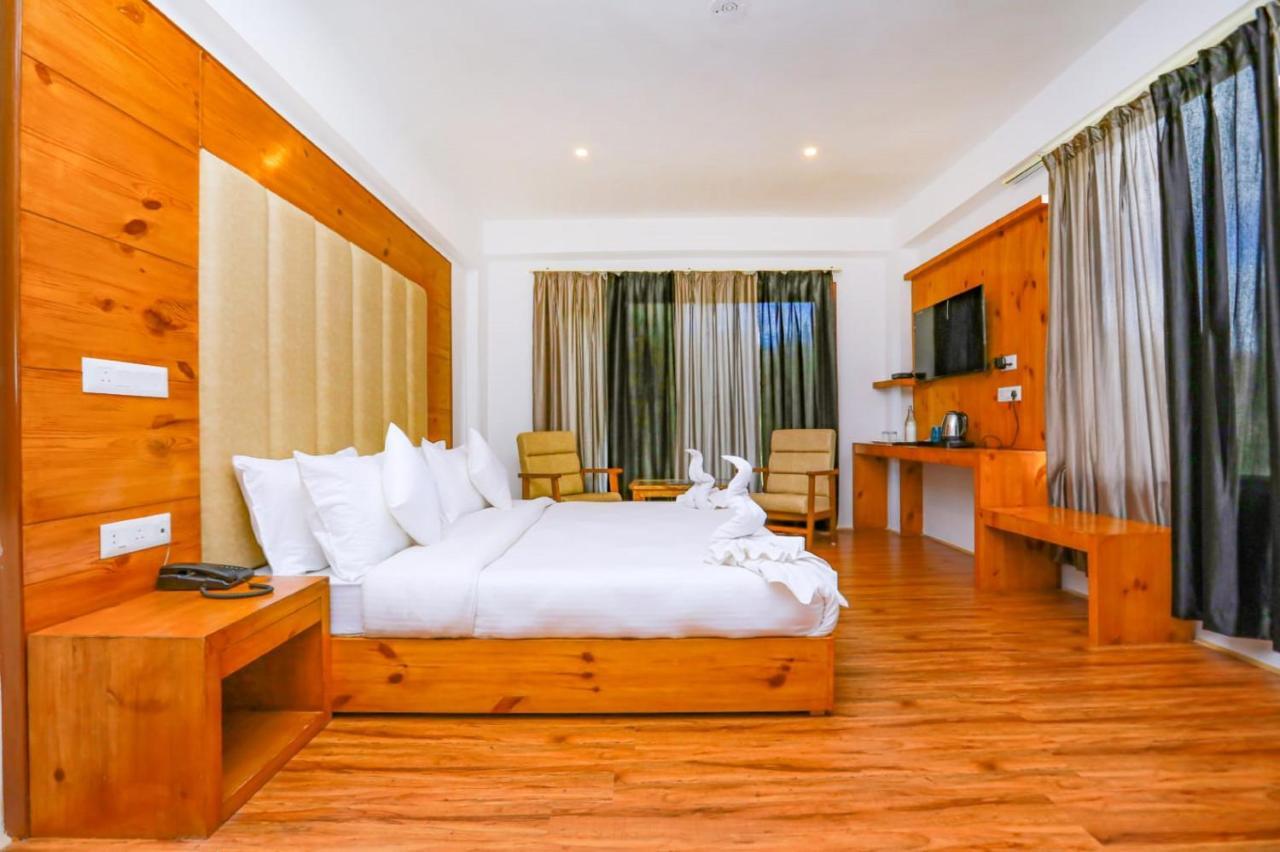 Hotel Sky Desert - Leh Ladakh Ut Екстериор снимка