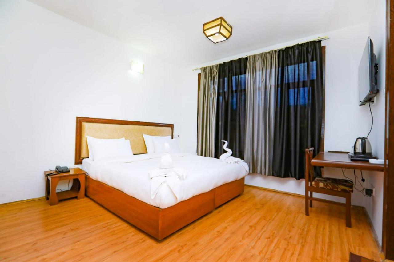 Hotel Sky Desert - Leh Ladakh Ut Екстериор снимка