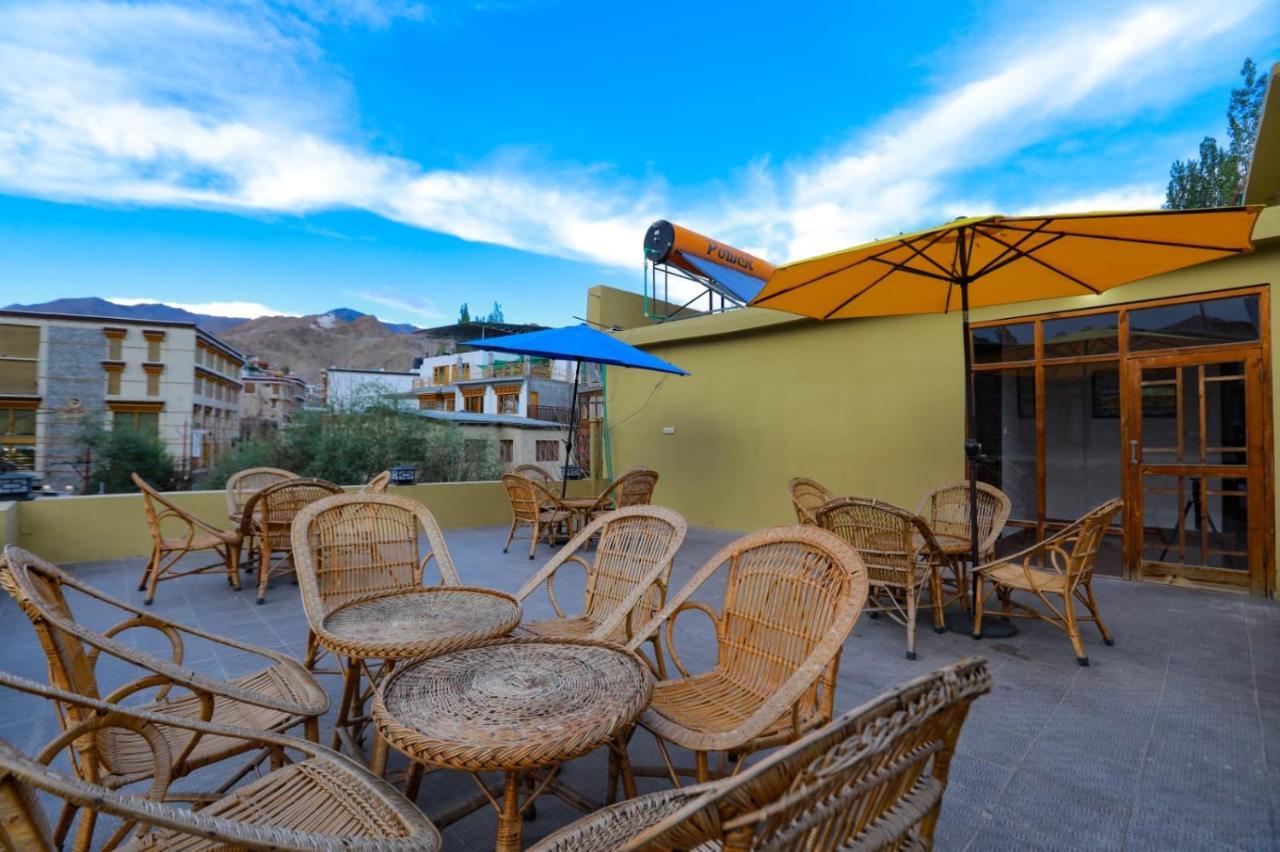 Hotel Sky Desert - Leh Ladakh Ut Екстериор снимка