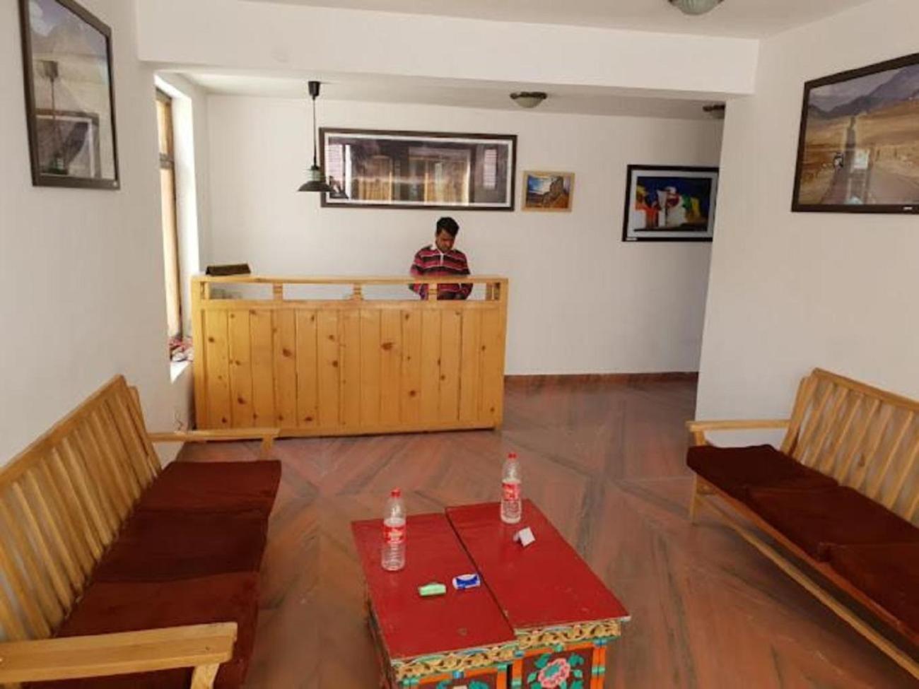 Hotel Sky Desert - Leh Ladakh Ut Екстериор снимка